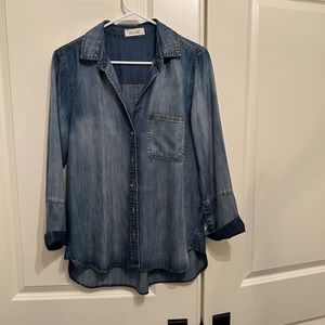 Bella Dahl Jean shirt. Great condition